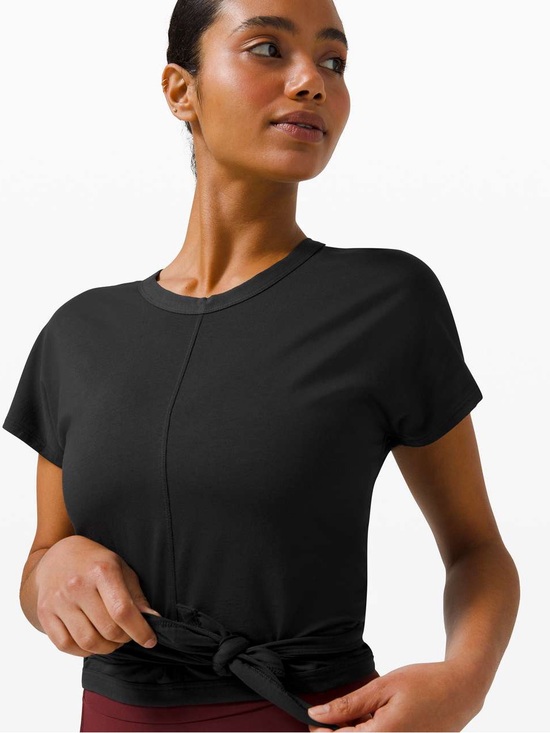 lululemon athletica Tops - Lululemon It's A Tie Tee Cropped Wrap Shirt Black Sz 8 EUC $68 MSRP Pima Cotton